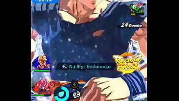 Jogando Uma partida de DB legends