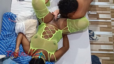 Safada gemendo e gozando gostoso na minha boca ( carnaval 2025 )