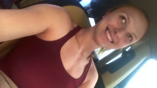 Fit Hourglass Babe Gets Bored and Fingers Herself in a Parking Lot