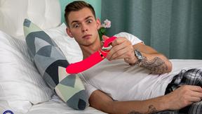 I found my stepmommy's dildo!