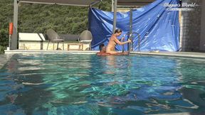 behind the scenes of all natural milf julia north underwater soft in the pool