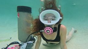 Underwater Giggle Swap with Nathalia 1080p