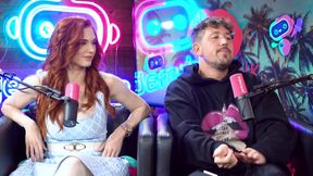 Lauren Phillips teachesearchers about triple penetration with plug talk and pillow talk