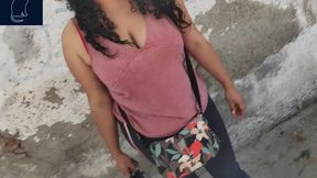 me encuentro a mi vecina en la calle, es tan hermosa que le hago una sesion de fotos, terminamos follando