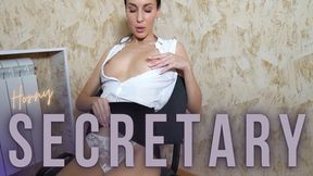 Nasty Secretary Jerks Off Her Wet pussy&#x270C; at Work As Everyone Dines Out! - Lilu Moon