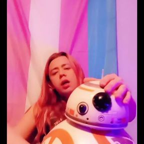 Trans Slave Leia sucks Lightsaber fucks BB-8 TEASER