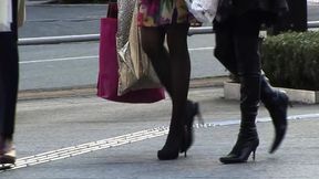 Picking up sexy babe at the mall