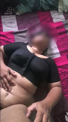 Sexy Desi Housewife in Black Blouse Hard Fucked &amp; Pussy Creampied