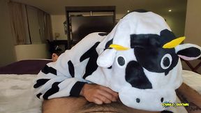 anal fucking pov dreichwe in a cow pijama sucking and riding my big uncut cock until he earns my hot milk - camilo brown