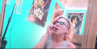 Mirror Sneezing