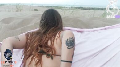 I warm up Alba and fuck her on the Public BEACH / Ft. Albx09
