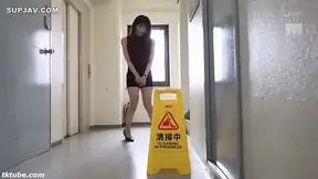 [Uncensored]???? MIAB-104 Female Boss,Strong Creampie While Holding Back My Pee Waka Misono