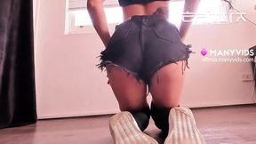 Big Tits 18-year-old Housemate Loves Riding Big Dildo in Living Room After Class