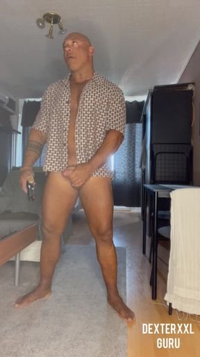 If You Like Me. Bisexual Bodybuilder Wank Solo