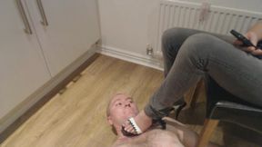 Close Up- Choke with Shoes (MOV)