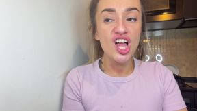 Shameless in the medic clinic wmv