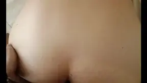 Nickyt4 follada en hostal latina con gran culo, tetas naturales follada en cuatro por una gran polla