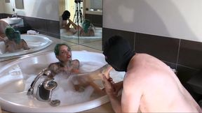 LILLI BAYLE - This is how I enjoy bathing - Foot worship and foot gagging in the Jacuzzi