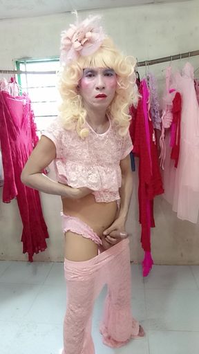 Transgender Le wearing sexy porn selfie cock