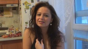 Curvy Czech MILF accepts her pussy licked and jerked off