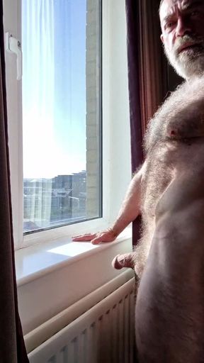 Hairy Muscle Stepdaddy Shows All