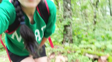 Public power piss from nerdy glasses girl