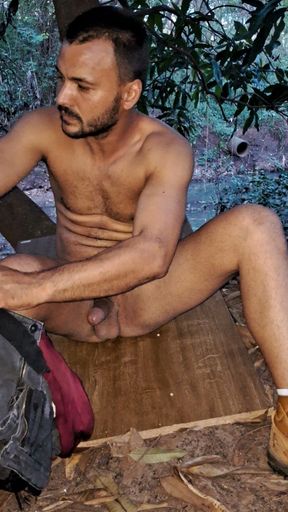 Handjob masturbation in the bush