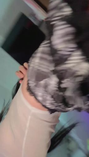 Big-titted onlyfan shows off her ass