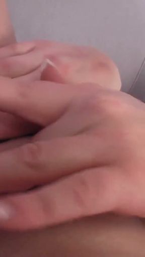 Milf inocente e castigada no casting video amador   Clip 3