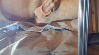 Masturbation, Ficken – Solo-Mädchenfilm eines amerikanischen Amateurtyps, der sein eigenes Arschloch mit einem Dildovibrator fickt