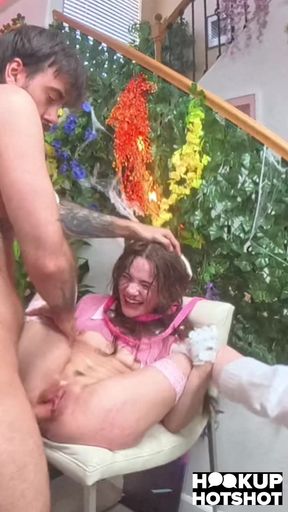 Sex-crazed Juniper Ren Loves to Get Fucked by Nade Nasty!