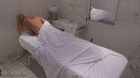 Fitness Model Massage Client Returns for Another Session