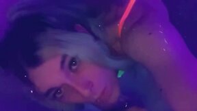 Raving beauty seeks your attention