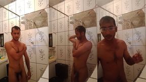 trapper tih djc mc tomando banho
