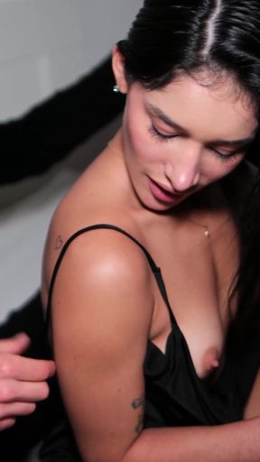 Petite Latina Fucked Me with Her Face & Dripping Wet Feet
