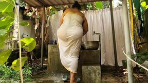 Round ass, mallu bathing outdoor, fully naked teasing Neighbours