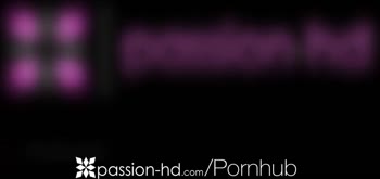 Keisha Grey's Steamy Massage with Sizzling Creampie
