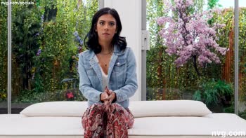 LA Latin Babe's Perfect Bubble Butt Casting Couch Thrill