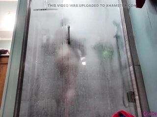 Sexy BBW Amanda Teasing in the Shower
