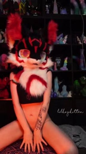 Singing &amp; Playing Slipknot while Riding Dildo