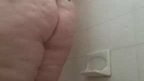 BBW Milf Tania Amazon gets pounded in the shower