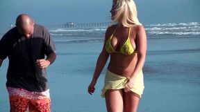 dayna vendetta s big tits fucked by ralph long on the beach