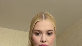 Social Media Creator @VikkiAstor @Showing Boobs & #Blonde #Solo #Nude #Big Boobs video nsfw film | Tik.Porn