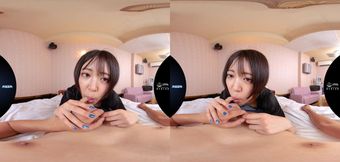 Asian Curves Mesmerize in Wild Big Virtual Heat