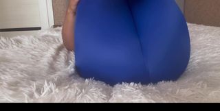 Horny MILF in Tights Did Yoga and Got a Creampie in Her Pussy