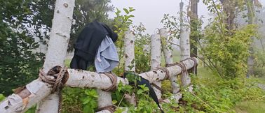 Naked masturbation outdoors, but I can&#039;t cum out, is someone coming to suck my cock