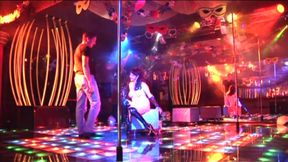 Double Penetratrion on the Club Stage for This Italian Slut