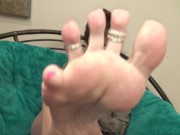 Self Foot Worship I make you watch after I see you looking at my feet!