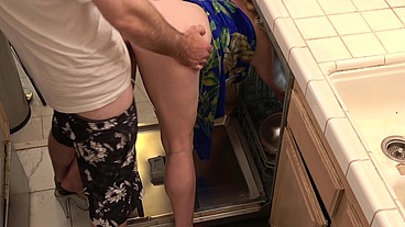 stepmom stuck in the dishwasher