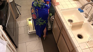 stepmom stuck in the dishwasher